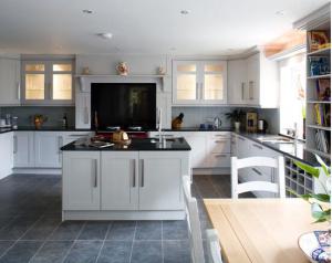 American Contemporary Solid Wood Shaker Kitchen